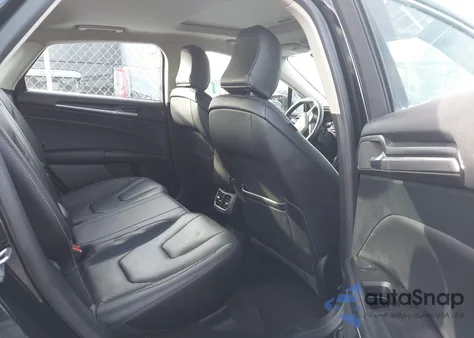 2020 Ford Fusion Hybrid Titanium from USA, damaged, VIN 3FA6P0RU9LR113547